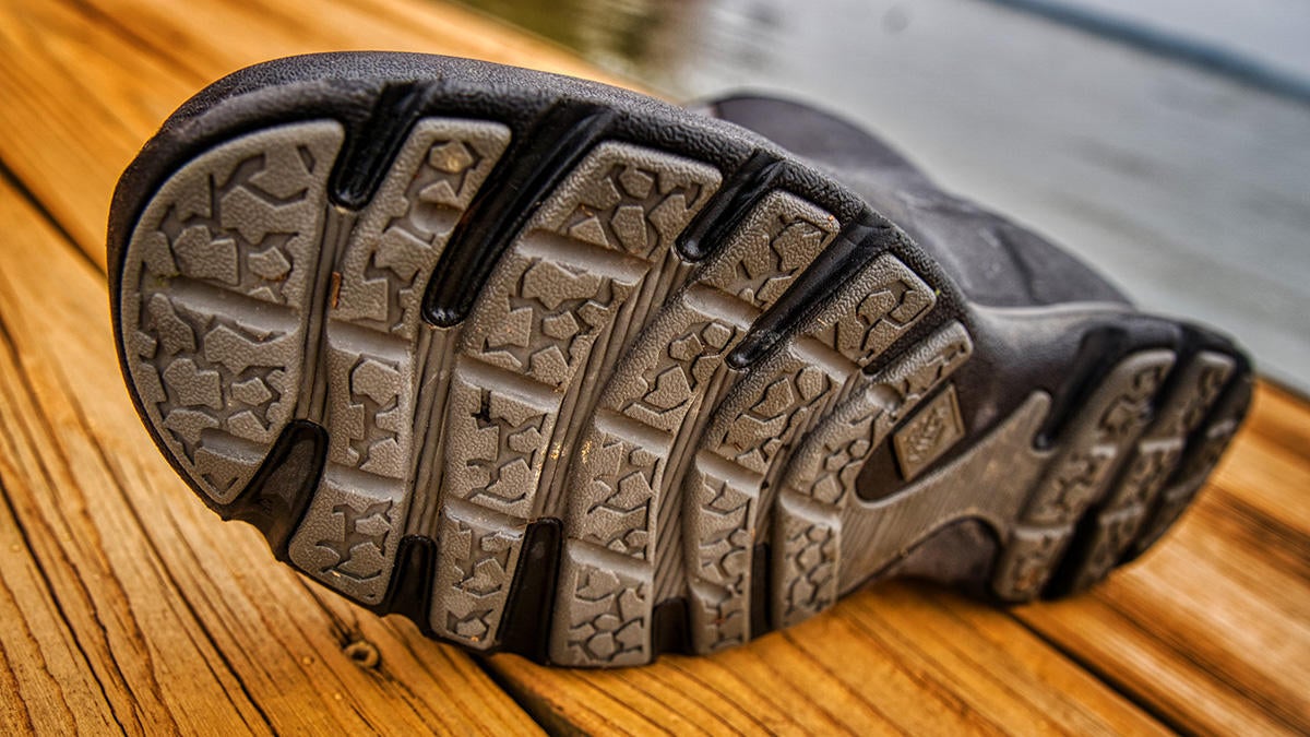 muck-boot-no-slip-tread-5.jpg