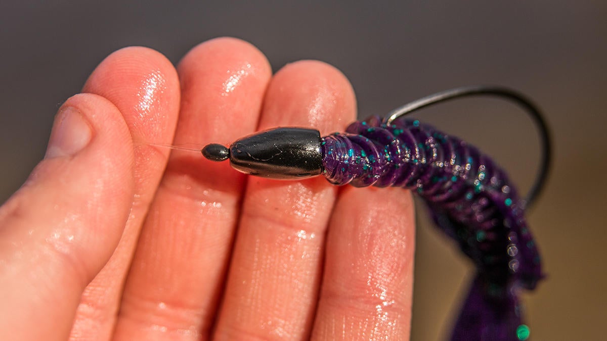 woo-tungsten-flipping-weight-in-hand.jpg
