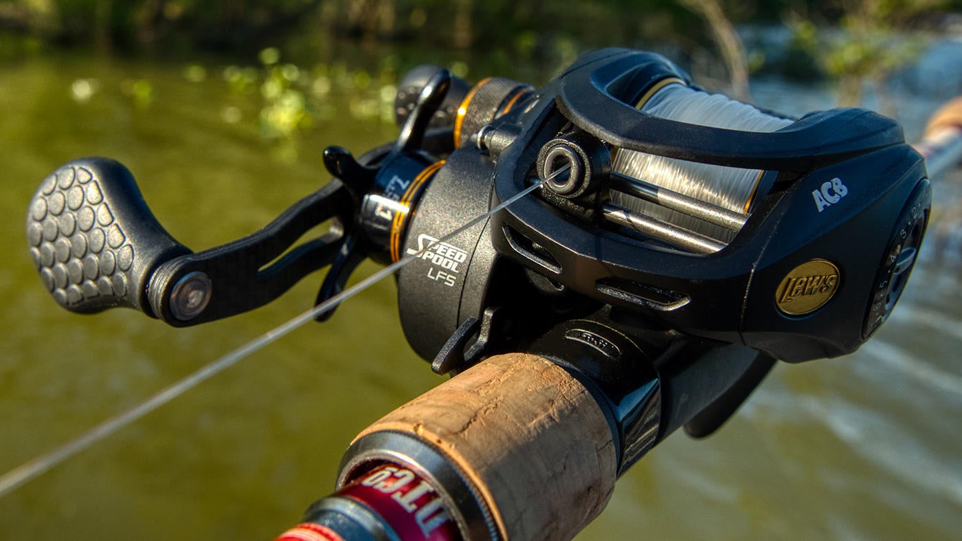 lews-tournament-pro-reel-lure-keeper.jpg