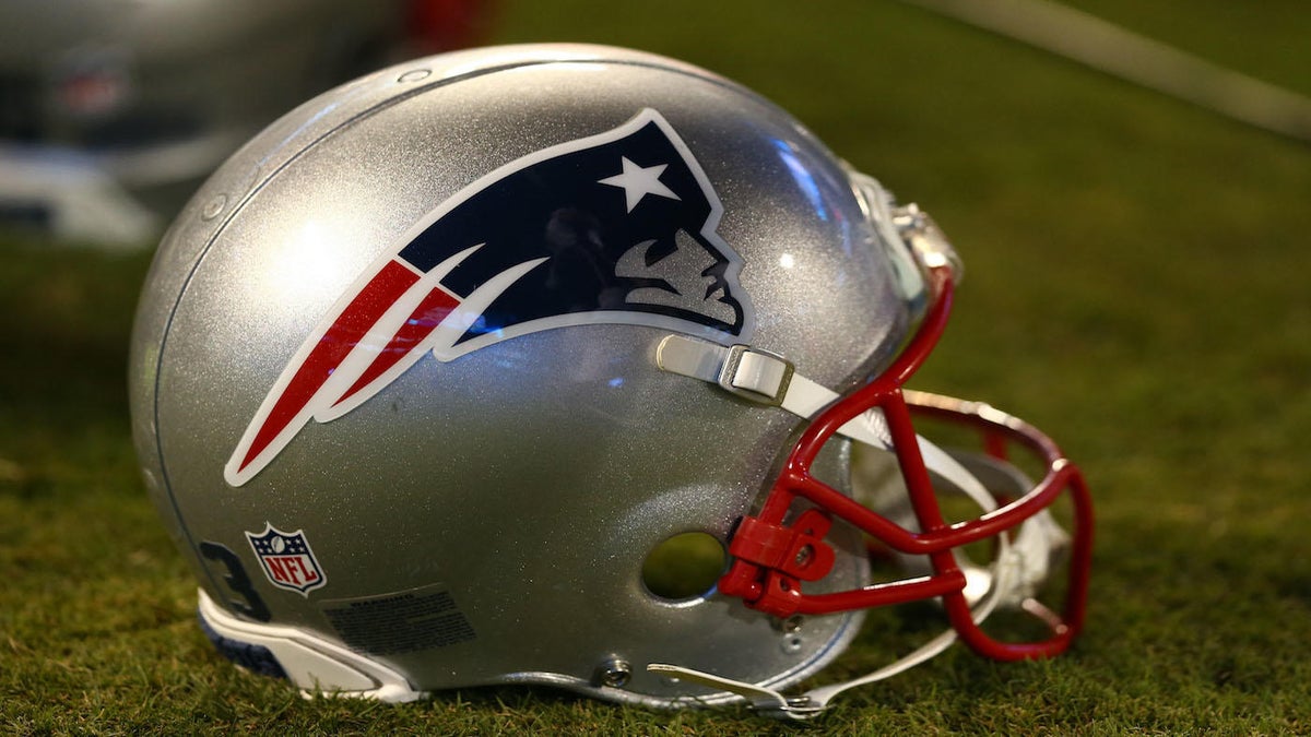 <p>Aug 24, 2018; Charlotte, NC, USA; A New England Patriots helmet lays on the sidelines in the fourth quarter against the Carolina Panthers at Bank of America Stadium.</p>