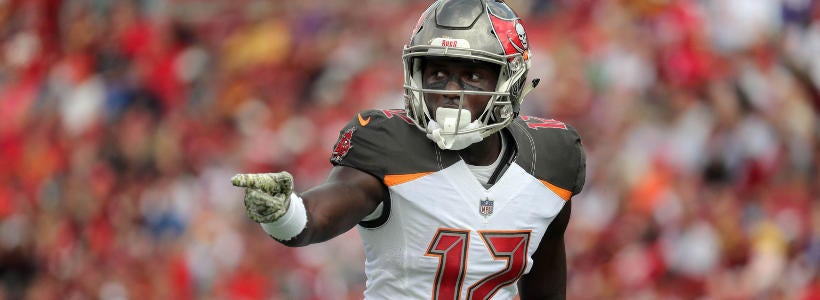 NFL DFS Picks for Monday Night Showdown Buccaneers vs Cowboys