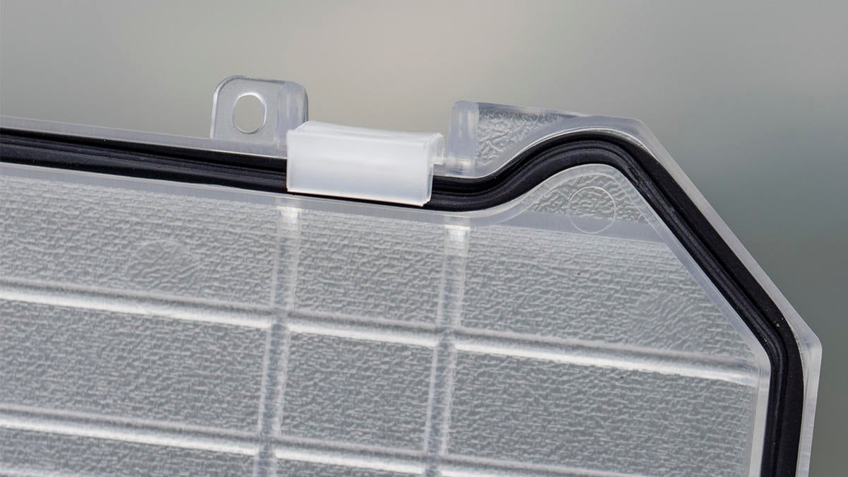 ice-box-hinges-rubber-seal.jpg