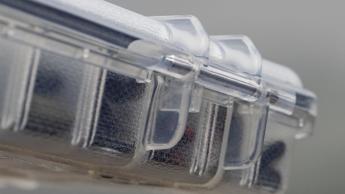 ice-box-hinges.jpg