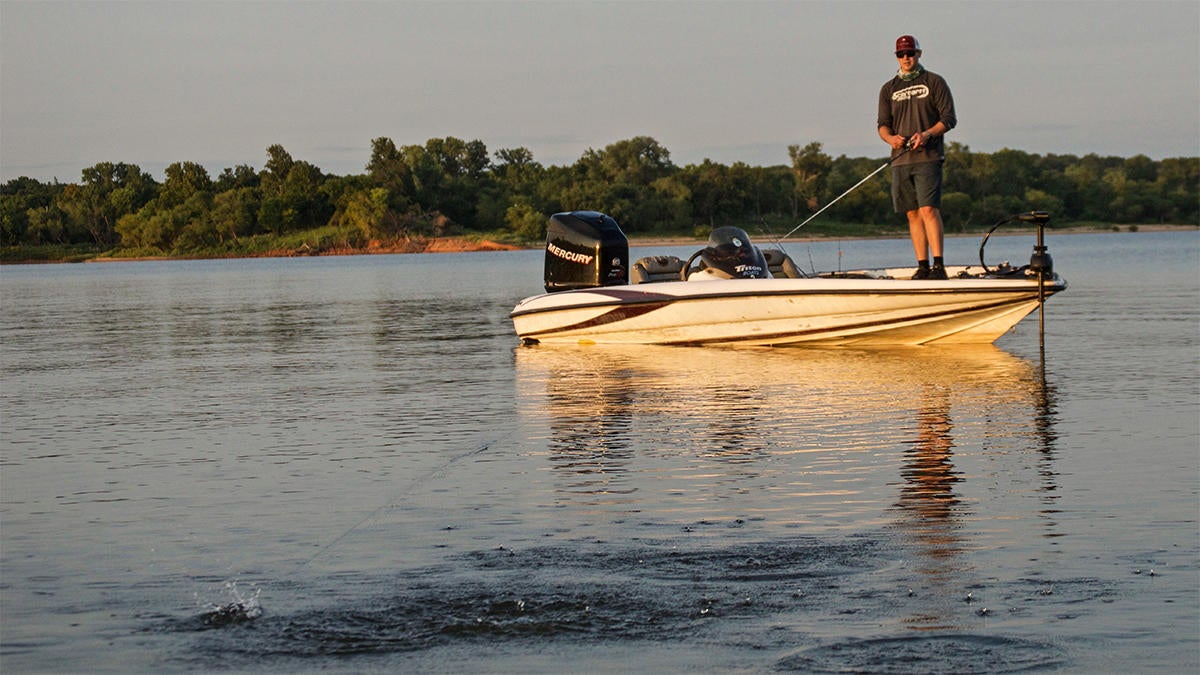 how-to-catch-bass-when-theyre-not-biting-6.jpg