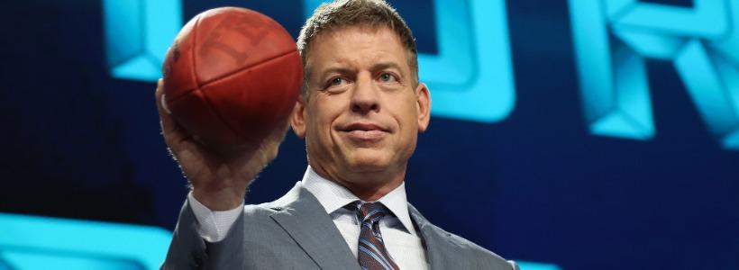 <p>troy aikman</p>
