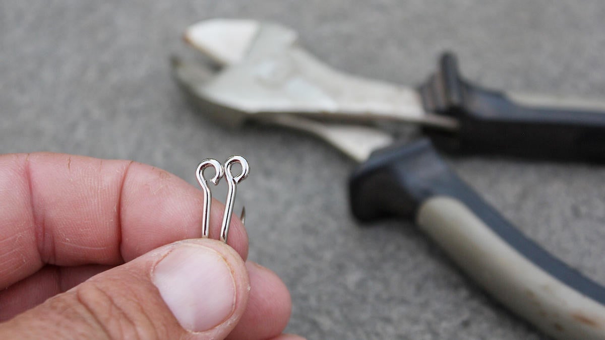 secure-trailer-hook-for-bass-fishing-5.jpg