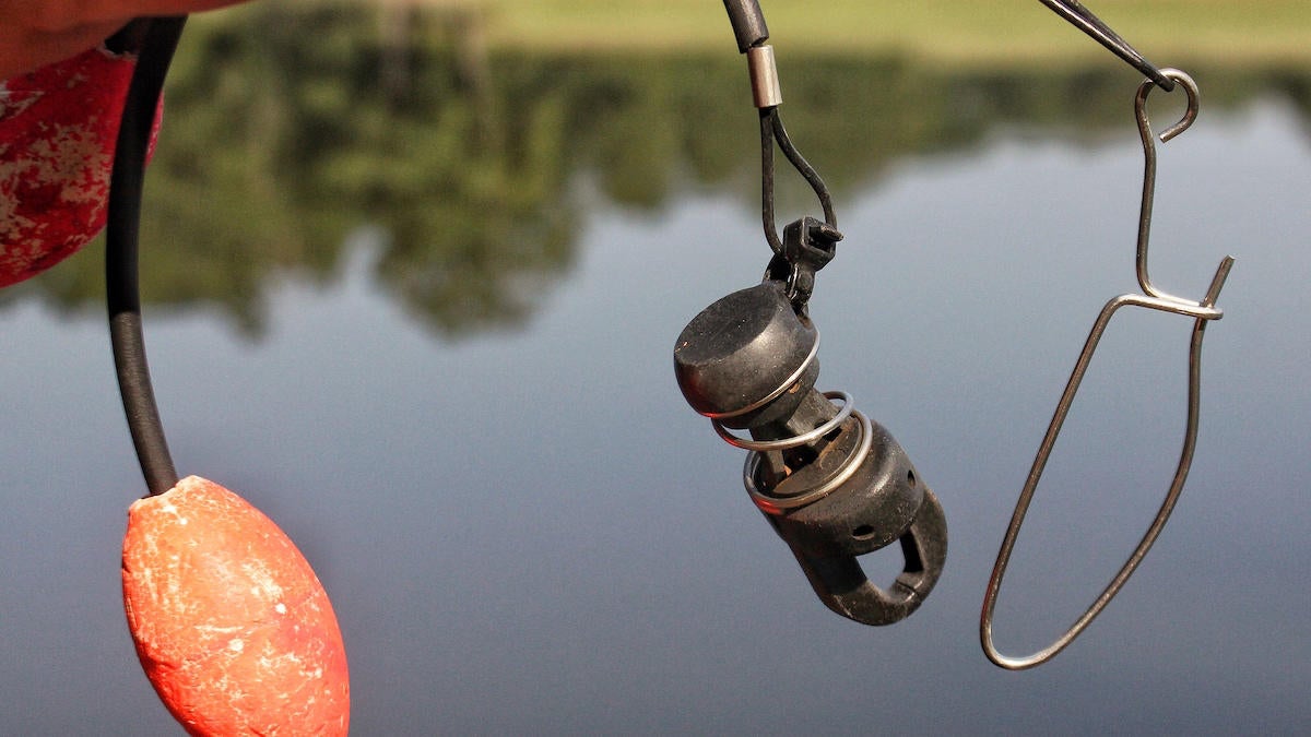 clever-ways-to-use-a-zip-tie-in-bass-fishing-5.jpg