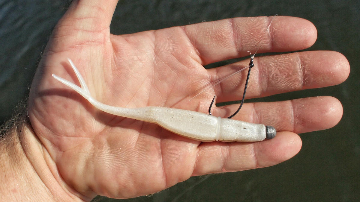 5 Effective Ways to Rig a Fluke for Bass Fishing