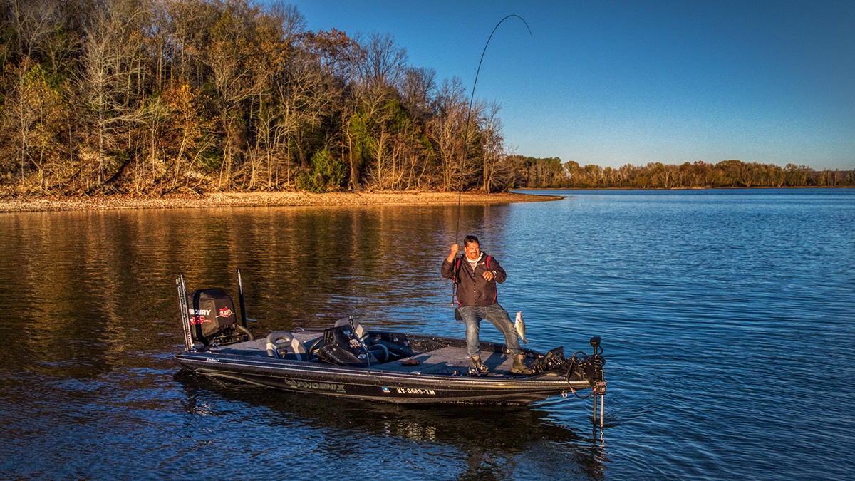 jason-flipping-crappie-with-turret.jpg