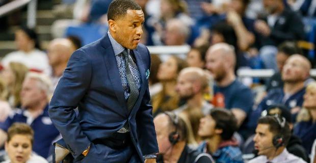 <p>damon stoudamire</p>