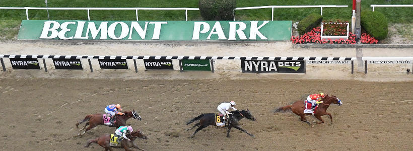 Belmont Park horse racing