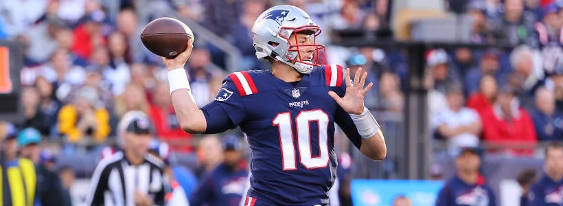 2021 NFL Week 12 expert picks: Against the spread, straight up, over/under  picks - The Phinsider