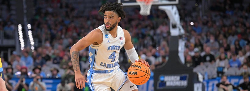 2022 NCAA Tournament Kansas vs. North Carolina odds, line: Former Vegas bookmaker reveals pick for Monday's national championship game