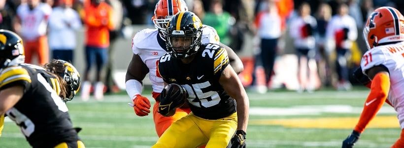 gavin-williams-iowa-hawkeyes-usatsi