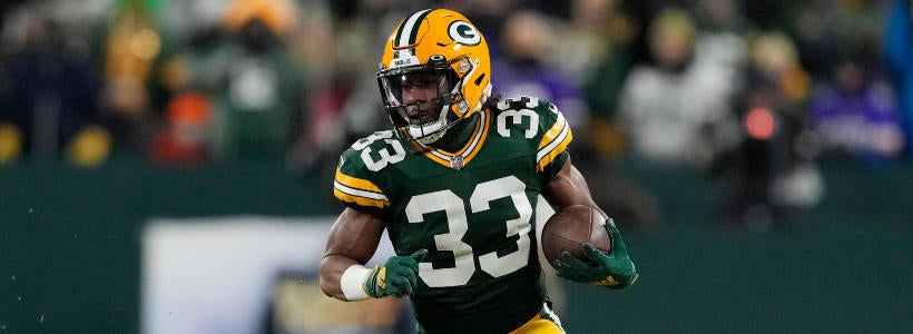 Sunday Night Football same-game parlay: Bears vs. Packers picks, player props from a proven expert