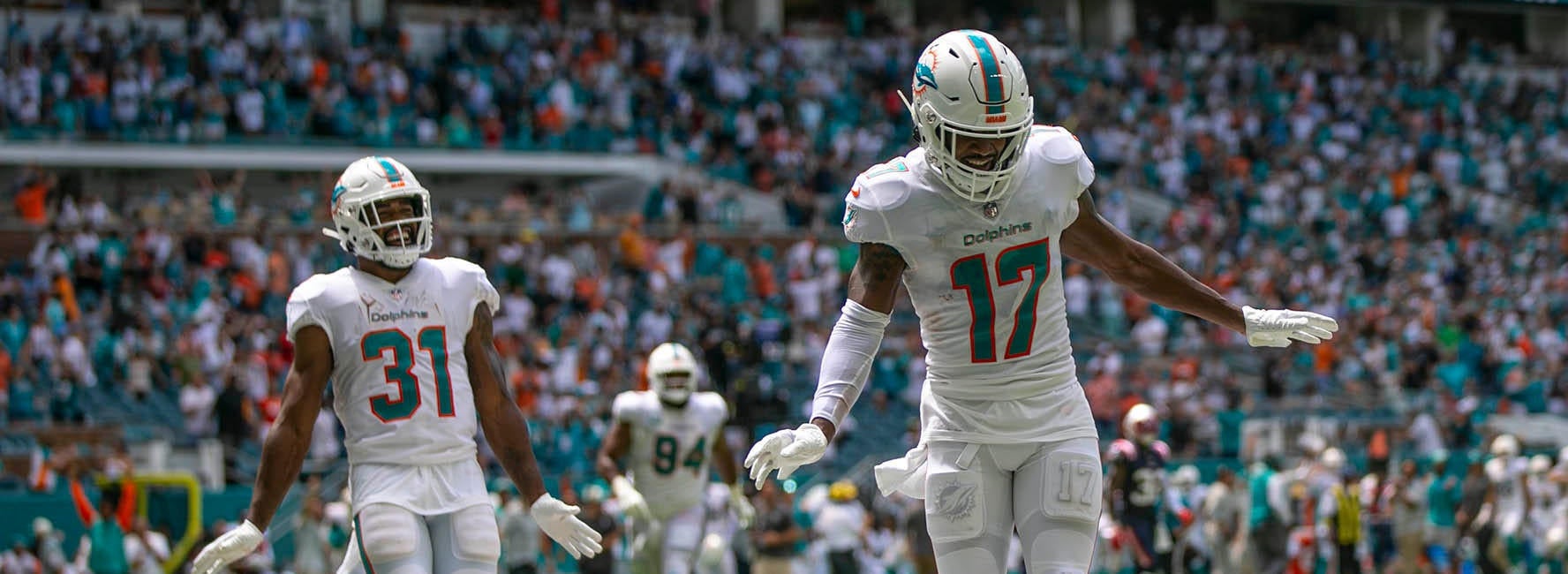NFL Week 12 expert spread picks: Dolphins among best bets for Early Edge's Larry Hartstein