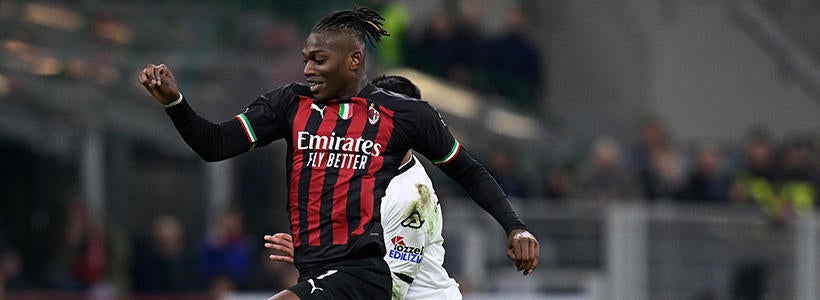 <p>MILAN, ITALY - NOVEMBER 05: Rafael LeÃ£o of AC Milan in action during the Serie A match between AC Milan and Spezia Calcio at Stadio Giuseppe Meazza on November 05, 2022 in Milan, Italy.</p>