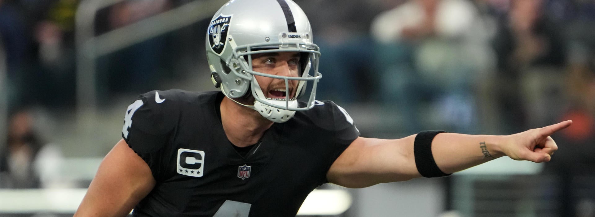 Derek Carr trade odds: Jets, Colts, Commanders, Panthers, Titans lead 2023 favorites as next team for exiled Raiders quarterback