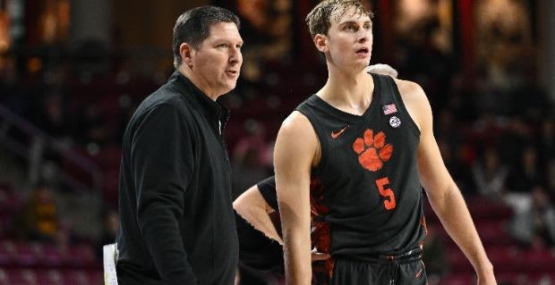 Clemson vs. No. 13 Virginia ACC basketball odds, bracketology: Tigers should be in NCAA Tournament with road upset victory