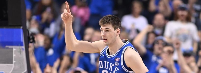 With Kyle Filipowski Returning Duke Now Consensus Odds On Favorite To   Kyle Filipowski Duke Blue Devils Usatsi 