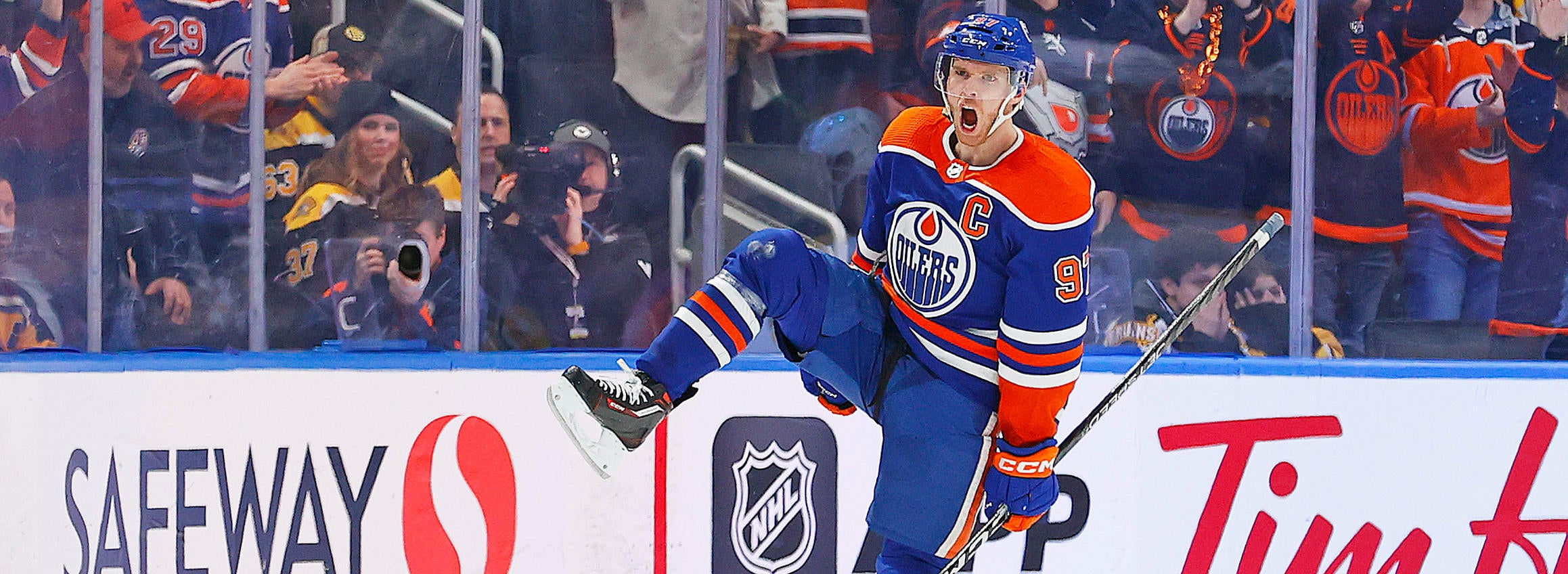 2024 Hart Trophy odds: Oilers' Connor McDavid clear favorite to win NHL MVP honors next year for second straight season, fourth time overall