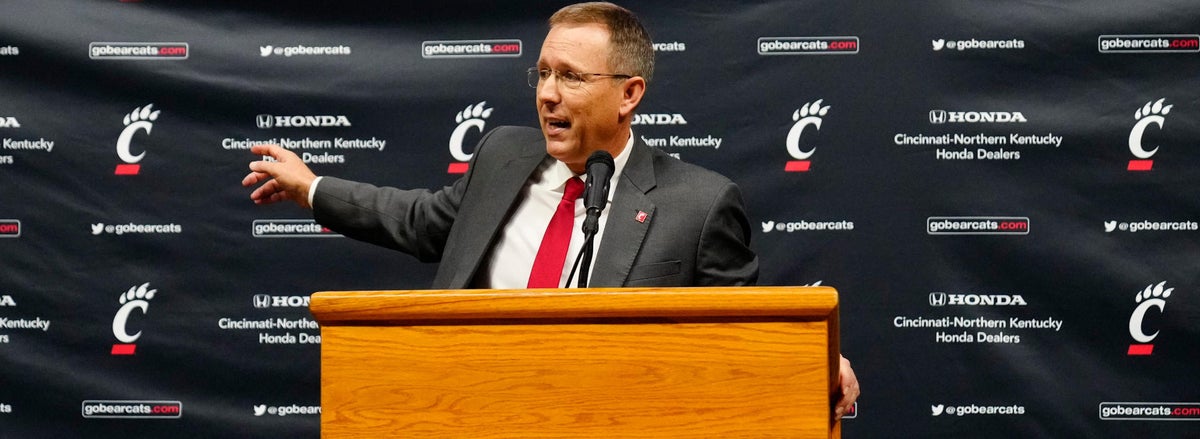<p>Scott Satterfield, Cincinnati Bearcats</p>