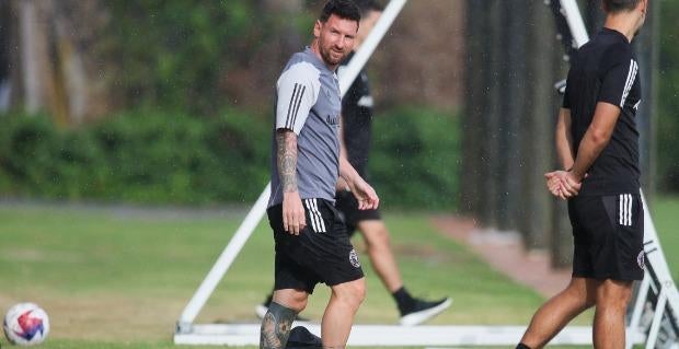 Inter Miami vs. Cruz Azul Leagues Cup soccer odds, props: Lionel Messi favored to score goal in historic MLS debut Friday