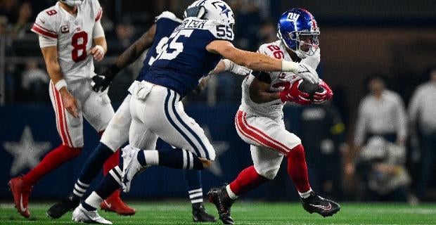 Saquon Barkley gets new deal, reports to training camp: Giants' Week 1 odds vs. Cowboys slightly improve with RB now set to play