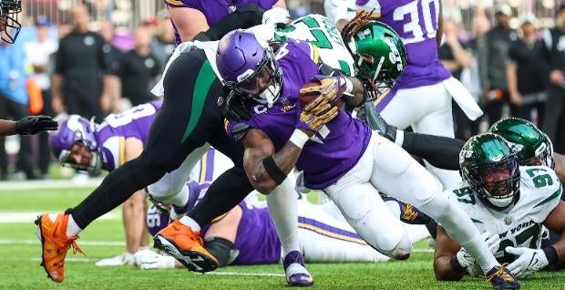Dalvin Cook next NFL team updated odds: Jets hosting Pro Bowl running back Sunday and new favorites to sign Cook; Bills fading from picture