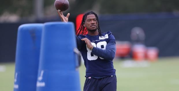 Texans' John Metchie III (leukemia) practices on first day of camp