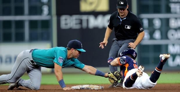 2023 AL West odds: Astros favored over Mariners, Rangers in historically close division race entering September