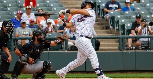 16-year-old Yankees prospect Jasson Dominguez's swing