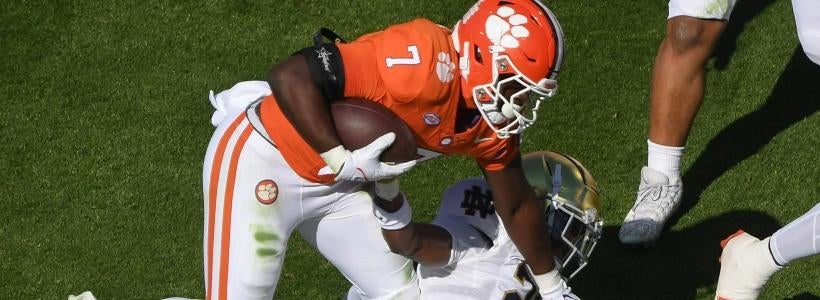 Georgia Tech vs. Clemson odds, line, picks: Predictions for Saturday's college football Week 11 matchup from advanced computer model