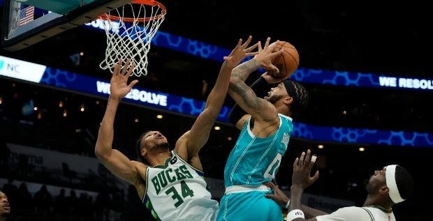Bucks vs. Hornets Friday NBA injury report, odds: Miles Bridges to play first game in nearly 600 days; Giannis Antetokounmpo questionable