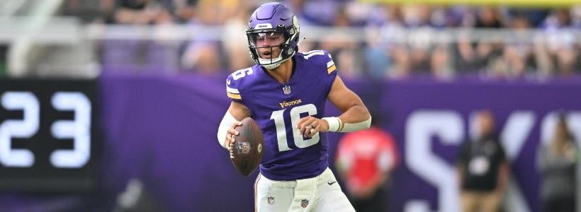 Sunday Night Football same-game parlay: Vikings vs. Packers picks, Week 17 NFL best bets from proven expert