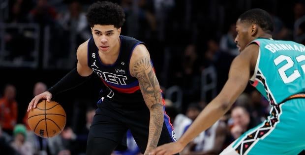 <p>pistons spurs</p>
