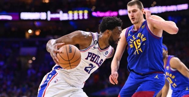 <p>embiid jokic</p>