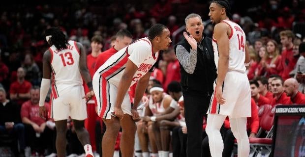 <p>chris holtmann</p>