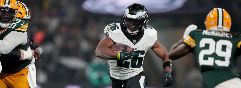 2024 NFL Week 2 Falcons vs. Eagles line, odds: Expert reveals pick for Monday Night Football matchup