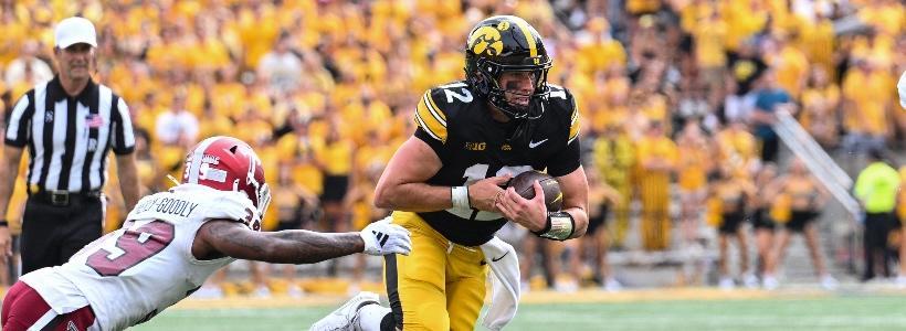 Cade McNamara Iowa Hawkeyes