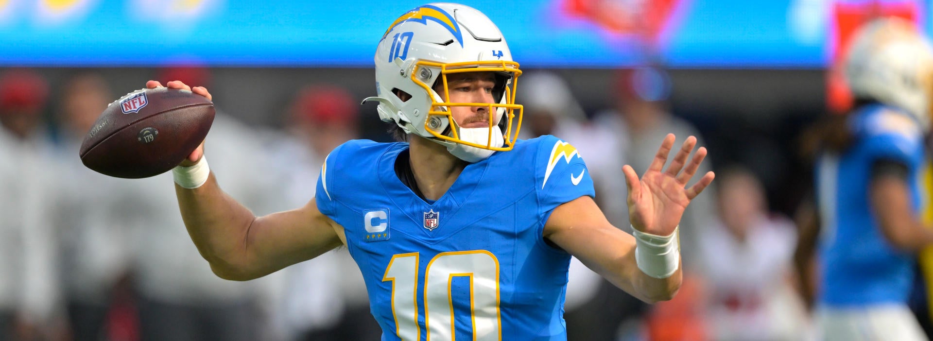 NFL 2024 Week 17 lookahead lines, picks: 3 games to bet a week early from proven NFL expert