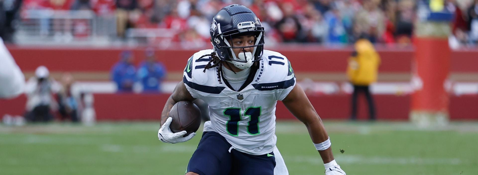 NFL DFS Thursday Night Football picks, Week 17: Seahawks vs. Bears fantasy lineup advice, projections for DraftKings, FanDuel from Millionaire contest winner