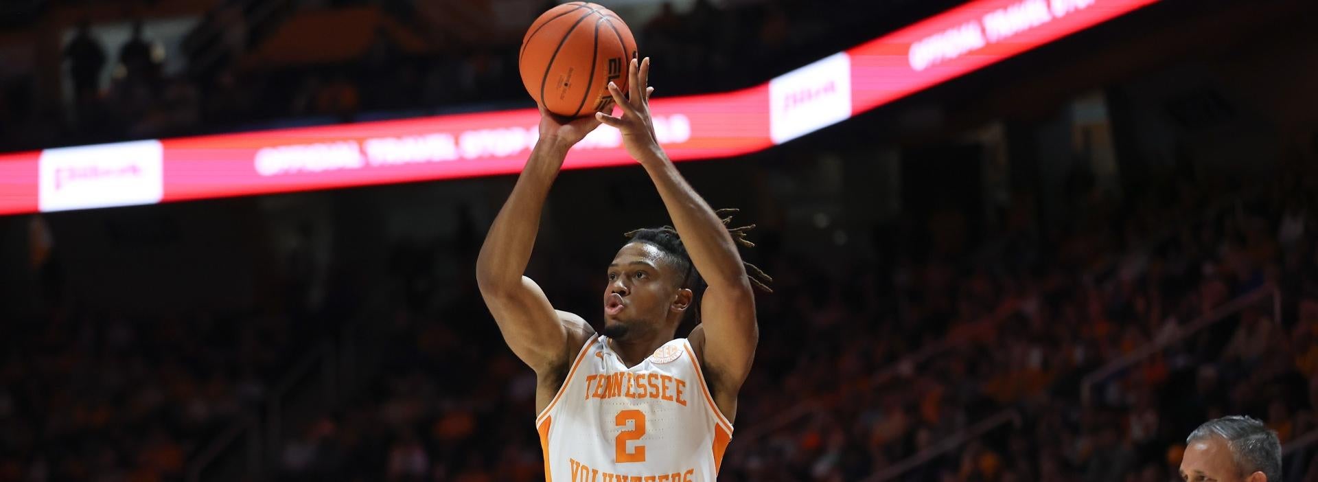 Tennessee vs. Kentucky odds, line: 2025 college basketball picks, Jan. 28 best bets by proven model