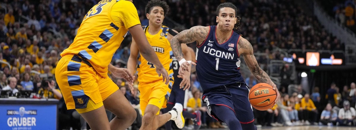 Solo Ball UConn Huskies