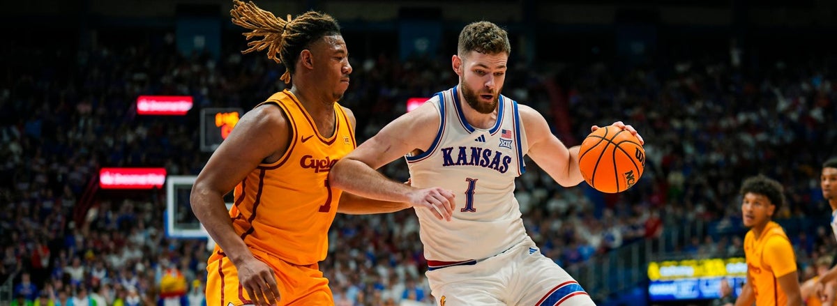 <p>Hunter Dickinson, Kansas Jayhawks</p>