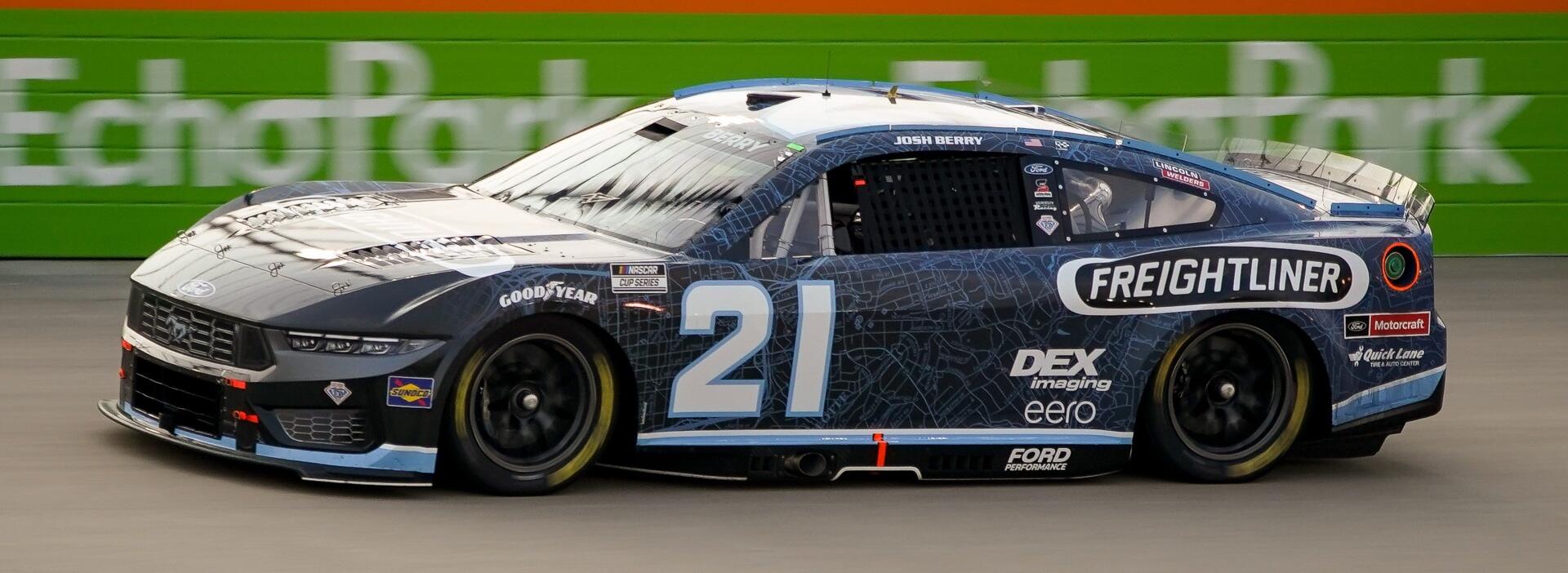 2025 Cook Out Southern 500 odds, picks, props: NASCAR at Arlington Raceway best bets from proven racing experts