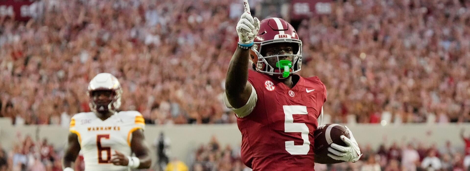 Wisconsin vs. No. 19 Alabama odds, line, time: Proven Football expert makes his CFB Week 3 picks