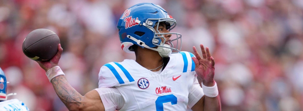 <p>Trinidad Chambliss, Ole Miss</p>