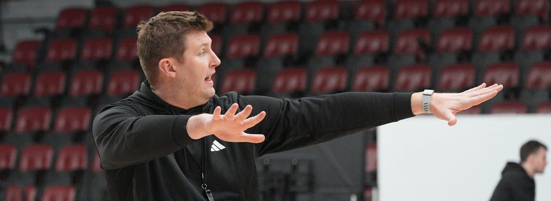 Iona vs. Kansas City odds, prediction: 2025 college basketball picks for Nov. 11 from proven model