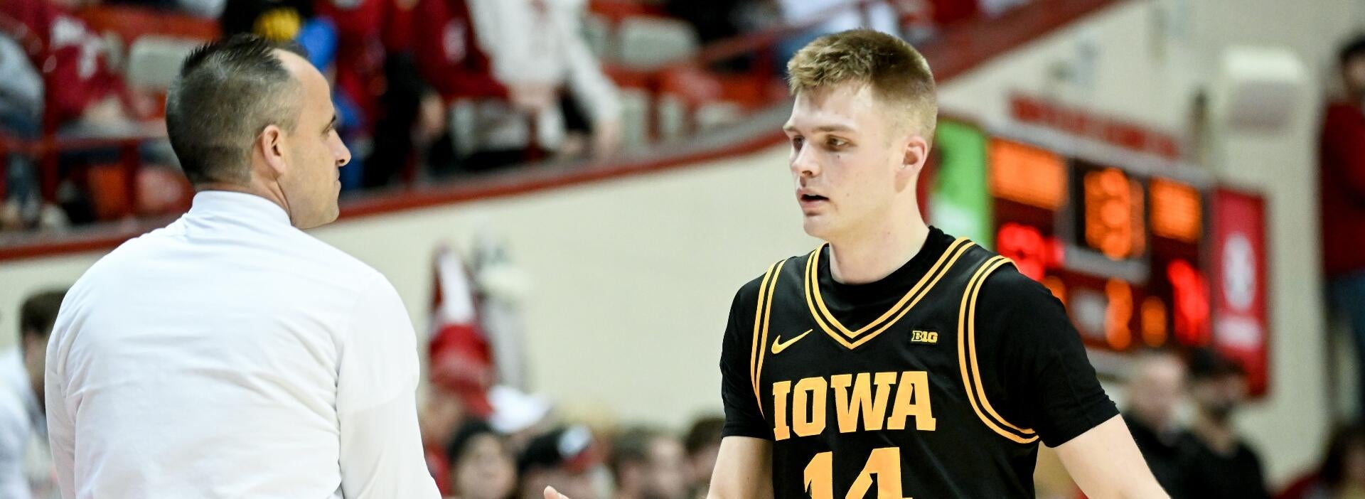 Iowa vs. Illinois odds, prediction: 2026 NCAA Tournament picks from expert on 44-28 run